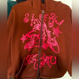 Cute, comfy streetwear sweater